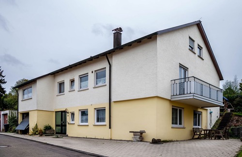 Krauchenwies Apartamento | Apartment 'Zwischen Bodensee Und Donautal' with Wi-Fi