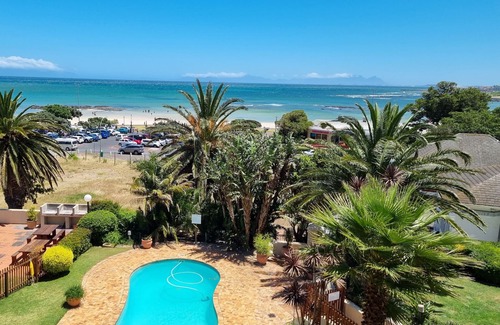 Gordon's Bay Apartamento | Apartment18 Lifestyle- Gordons Bay Beachfront