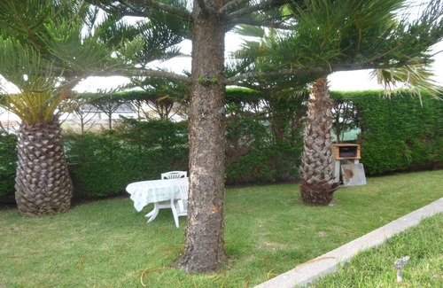 Atalaia Apartamento | APARTMENT1st floor of 1 casa.Total/independente.Jardim.Praia 10 min.