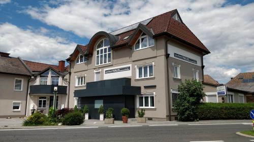 Hausmannstatten Apartamento | apartmentHAUSmannstätten