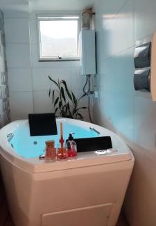 Petropolis Apartamento | Apartmento com Jacuzzi para DOIS Bingen Petrópolis
