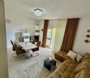 Seget Vranjica Apartamento | Apartments ŽAJA