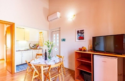 Kneza Apartamento | Apartments Željko (10367-A3) - Račišće