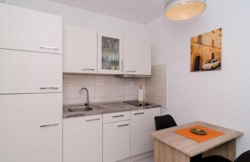Kobas Apartamento | Apartments Ammos - One Bedroom Apartment with Shared Terrace and Sea View Mali