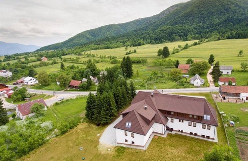 Vrelo Korenicko Apartamento | Apartments and rooms Danijel, (16384), Vrelo Korenicko, Croatia