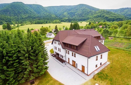 Vrelo Korenicko Apartamento | Apartments and rooms Danijel, (16384), Vrelo Korenicko, Croatia