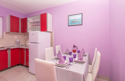 Vrpolje Apartamento | Apartamentos y habitaciones Goran, (13632), Makarska, Makarska riviera, Croacia