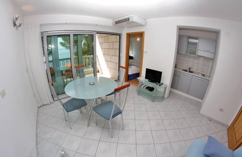 Ratac Apartamento | Apartments and Rooms Residence Simic (115691-A3) - Makarska