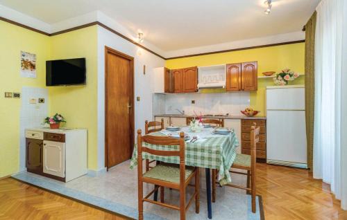 Sibinj Krmpotski Apartamento | Apartments Anita