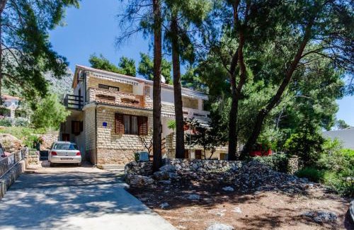 Ivan Dolac Apartamento | Apartments Antun