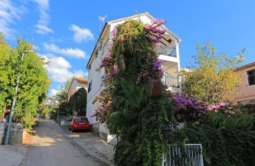 Grebastica Apartamento | Apartments by the sea Grebastica, Sibenik - 19106