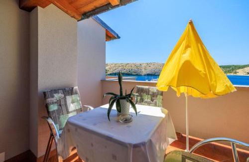 Lopar Apartamento | Apartments By the sea in Lopar