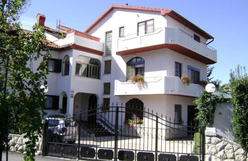 Palit Apartamento | Apartments by the sea Palit, Rab - 15794