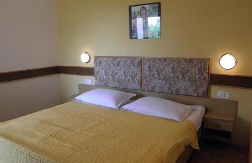 Palit Apartamento | Apartments by the sea Palit, Rab - 15794