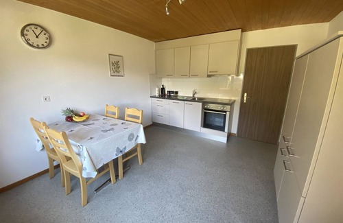 Saas-Balen Apartamento | Apartments Carmena by Interhome