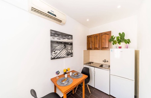 Montovjerna Apartamento | Apartments Dub - One-Bedroom Apartment (no.3)