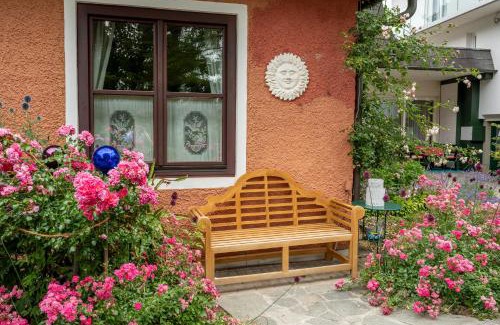 Andritz Apartamento | Apartments im Garten - Haus Anna
