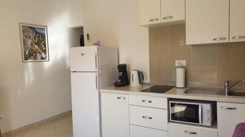 Cove Osibova (Milna) Apartamento | Apartments Ivano