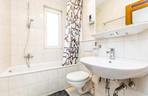 Gremberghoven Apartamento | Apartments Köln Gremberghoven