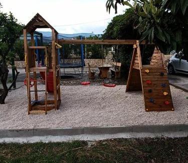 Kastel Stafilic Apartamento | Apartments Kairos - Bili 9