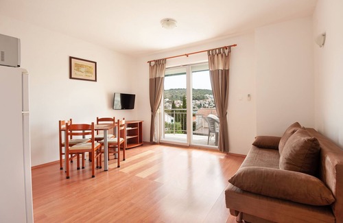 Businci Apartamento | Apartamentos Marinko (39731-A3) - Okrug Gornji (Ciovo)