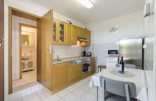 Meterize Apartamento | Apartments Maestral Suites (87441-A2) - Sibenik