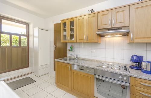Meterize Apartamento | Apartments Maestral Suites (87441-A2) - Sibenik