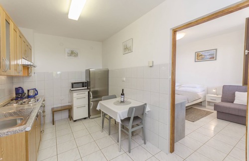 Meterize Apartamento | Apartments Maestral Suites (87441-A2) - Sibenik