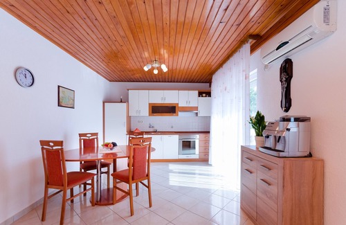 Povile Apartamento | Apartamentos Maravera (86451-A2) - Povile