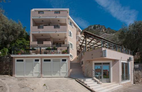 Sveti Stefan Apartamento | Apartments Marina