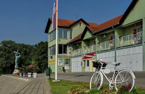 Apatin Apartamento | Apartments Marina