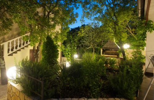 Povile Apartamento | Apartments Marinko