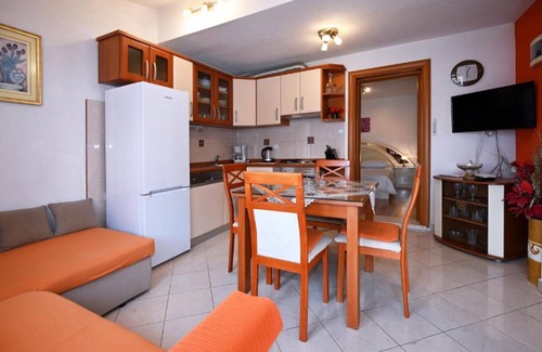 Slatine Apartamento | Apartments Mihovilovic