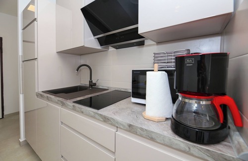 Kastel Stafilic Apartamento | Apartments Monica 100 meters to beach near Split Trogir