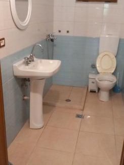 Mbrostar-Urë Apartamento | Apartments Natalia Fier Albania