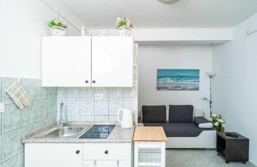 Lumbarda Apartamento | Apartments Nikolina LU - One-Bedroom Apartment with Balcony