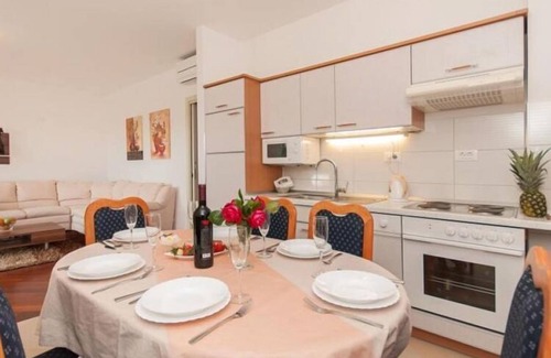 Znjan Apartamento | Apartments Nikolina (ST)- Comfort Two Bedroom Apartment(A1)