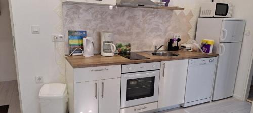 Rab Town Apartamento | Apartments R&E