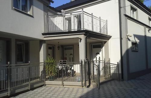 Pozarevac Apartamento | Apartments Royal Menex