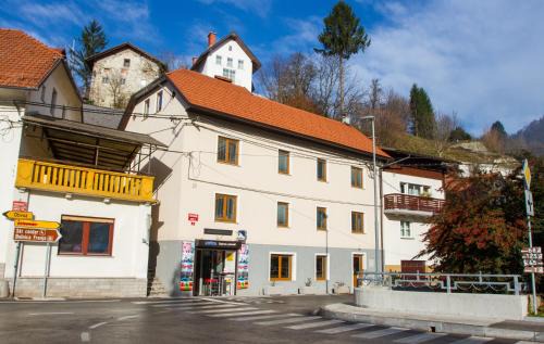 Cerkno Apartamento | Apartments Shock