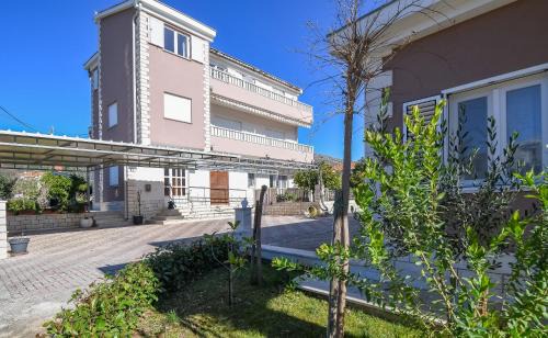 Seget Vranjica Apartamento | Apartments Vesna