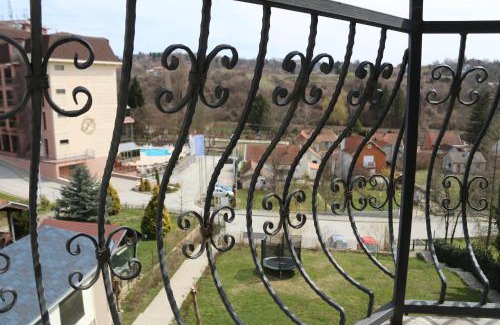 Vrdnik Apartamento | Apartments Vila Vrdnik