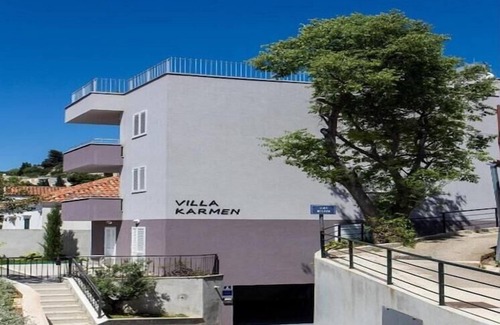 Gruz Apartamento | Apartments Villa Karmen - Two-Bedroom Apartment with Balcony and Sea View (Luči)