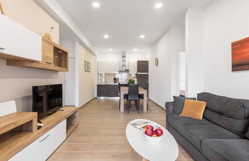 Solin Apartamento | Apartments Villa Salona Sky - Premium Two Bedroom Apartment with Balcony