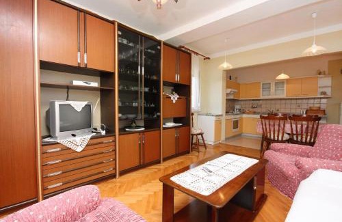Suha Punta Apartamento | Apartments with parking space Kampor, Rab - 4972