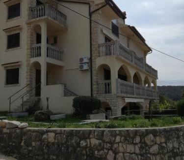 Supetarska Draga Apartamento | Apartments with parking space Supetarska Draga - Donja, Rab - 15602