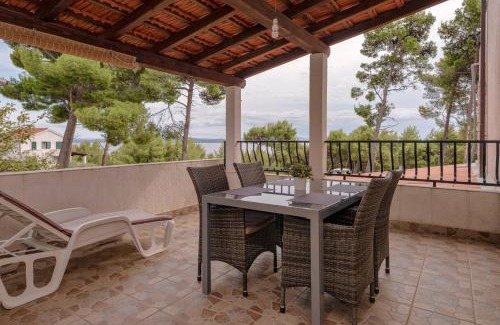Ivan Dolac Apartamento | Apartments Zora
