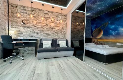 Sukhinovka Apartamento | ApartPoltava УНІКАЛЬНІ апартаменти у ЦЕНТРІ з видом на театр Гоголя SOUL TOUCH