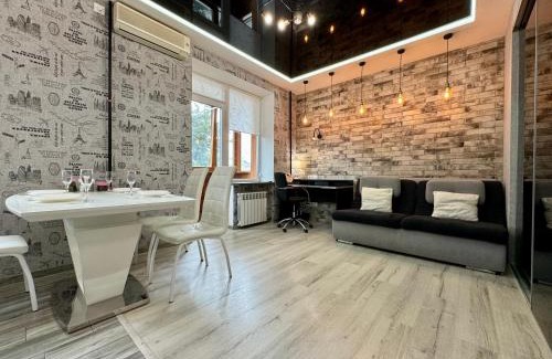 Sukhinovka Apartamento | ApartPoltava УНІКАЛЬНІ апартаменти у ЦЕНТРІ з видом на театр Гоголя SOUL TOUCH