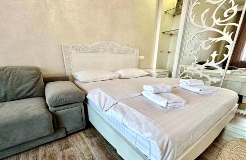 Podil Apartamento | ApartPoltava 1-кімн Елегантна студія в ПРЕСТИЖНІЙ новободові біля СОНЯЧНОГО ПАРКУ